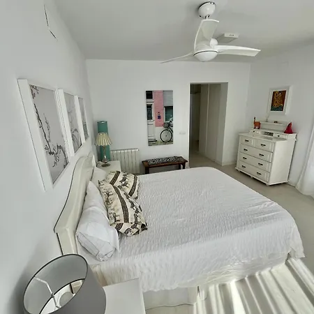 Independiente, Luminosa Y Perfecta Dos O Persona. Homestay